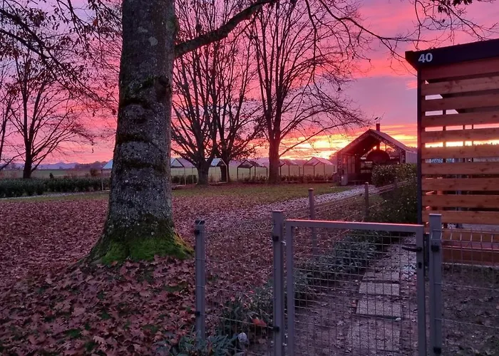 Nobleja Kolpa - Big Berry Metlika شقة Gradac
