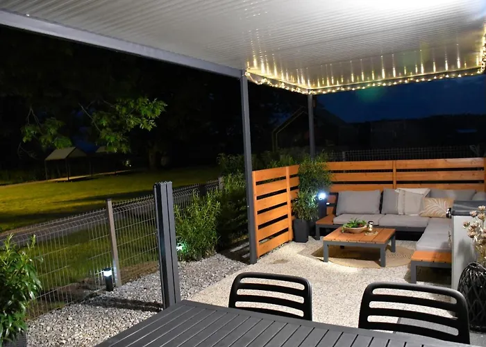 Nobleja Kolpa - Big Berry Metlika شقة